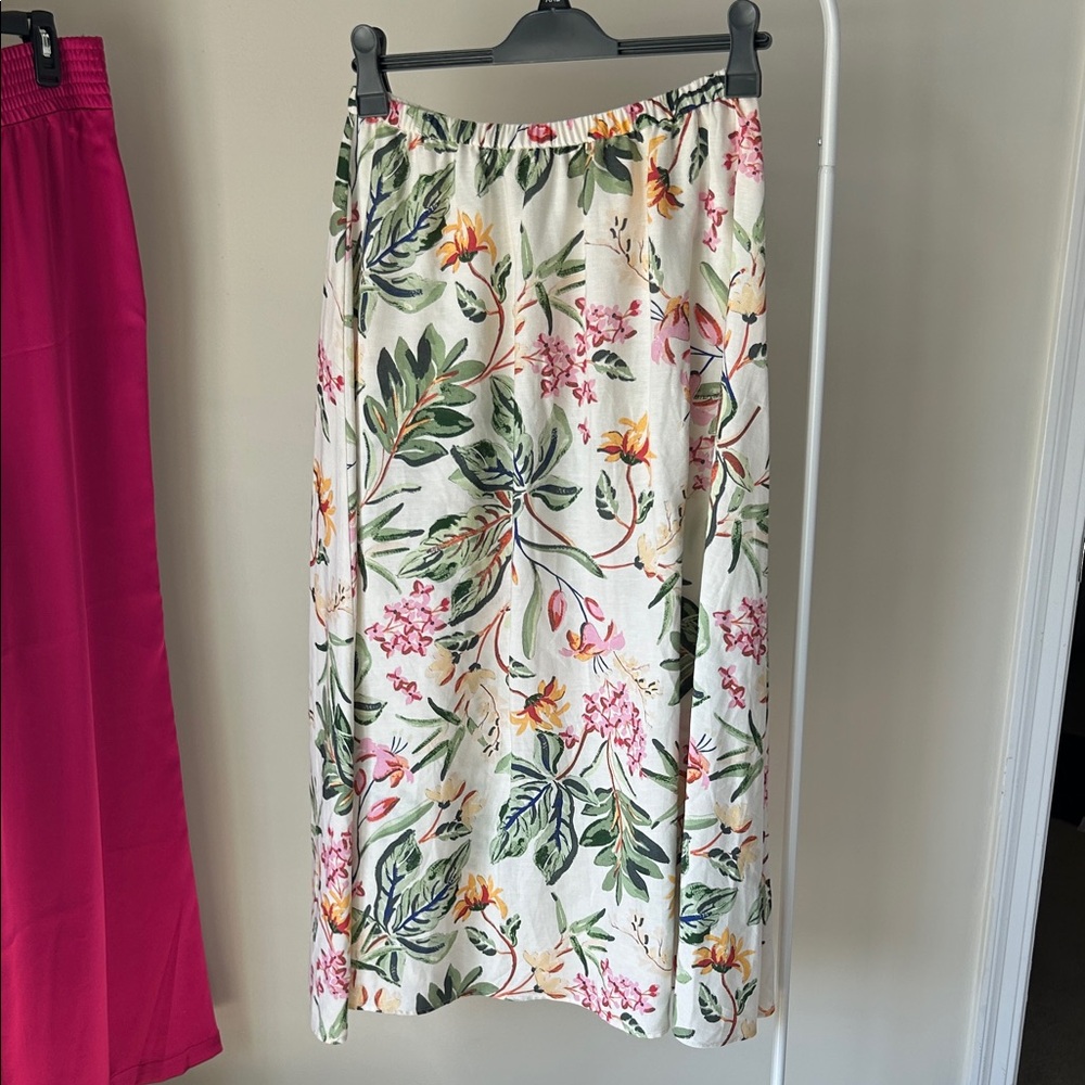 Oversized Floral Linen Women's Skirt
